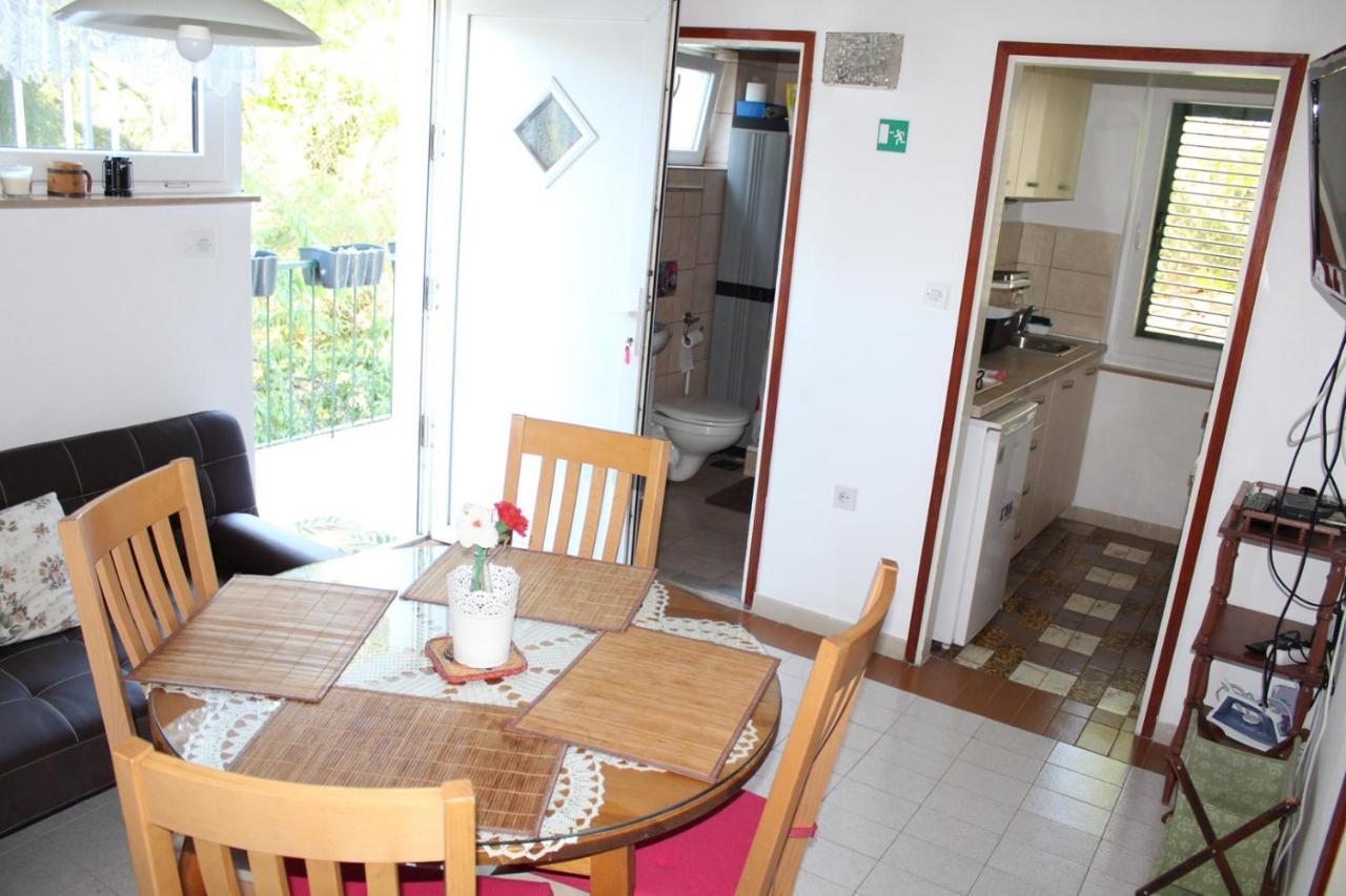 Apartments Demori Primošten Екстериор снимка