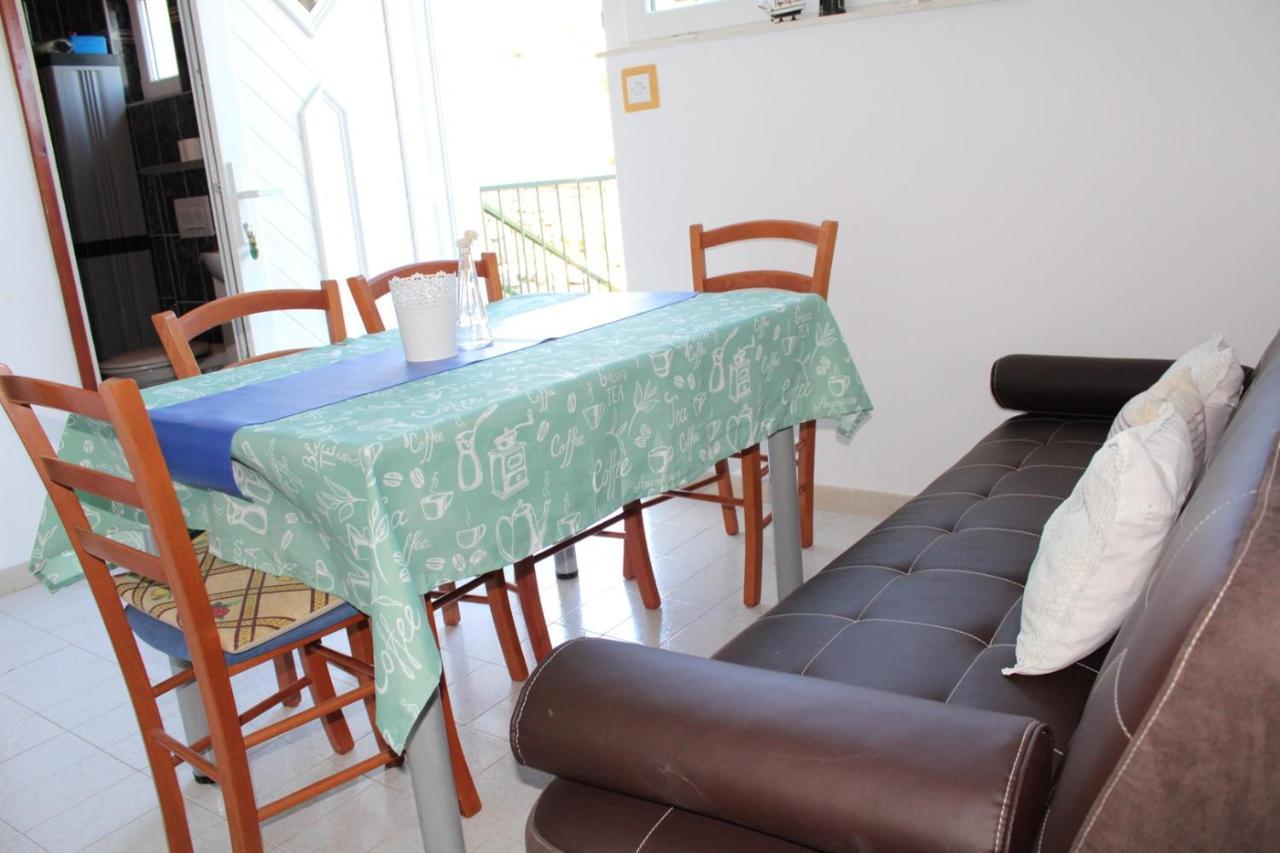 Apartments Demori Primošten Екстериор снимка